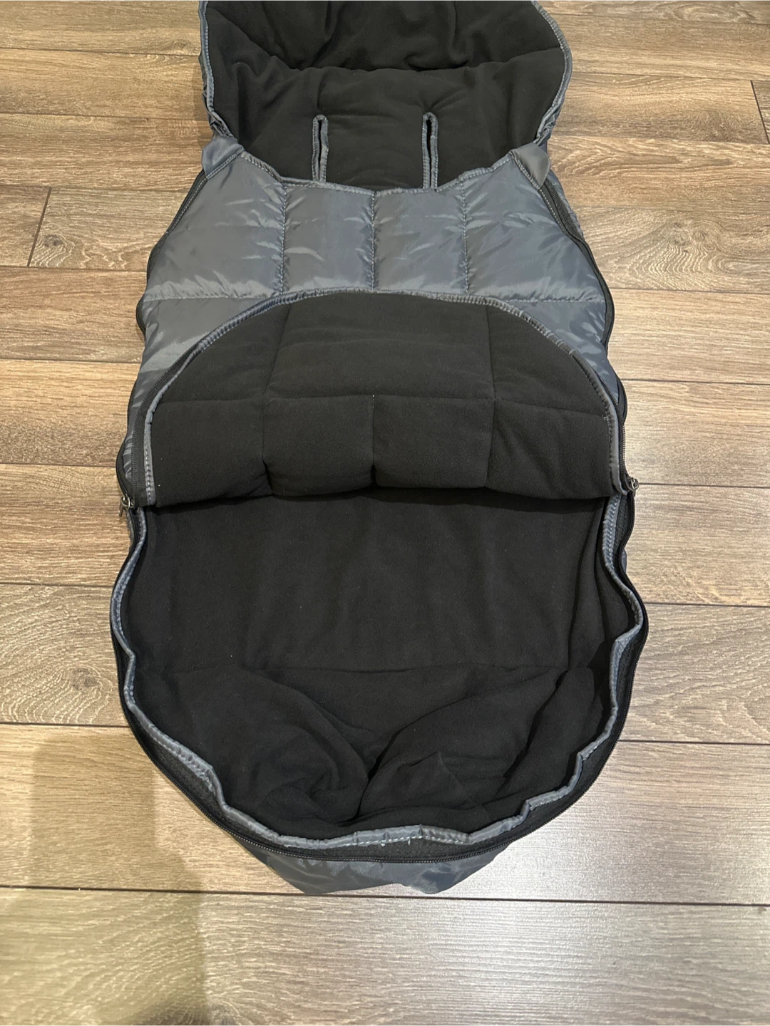 NEW Thule Footmuff Sport Stroller Accessory - photo 2