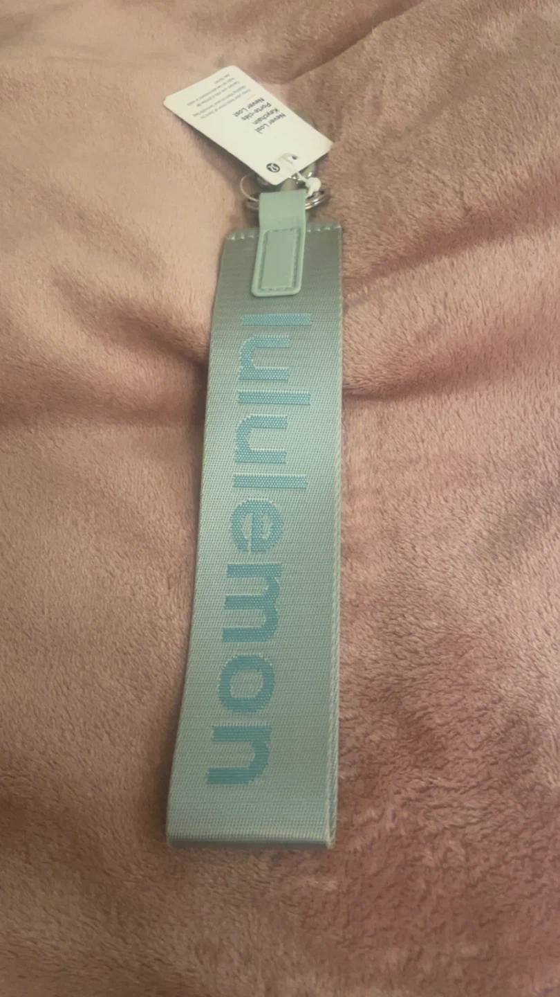 Lululemon Never Lost Key Chain - Light Turquoise