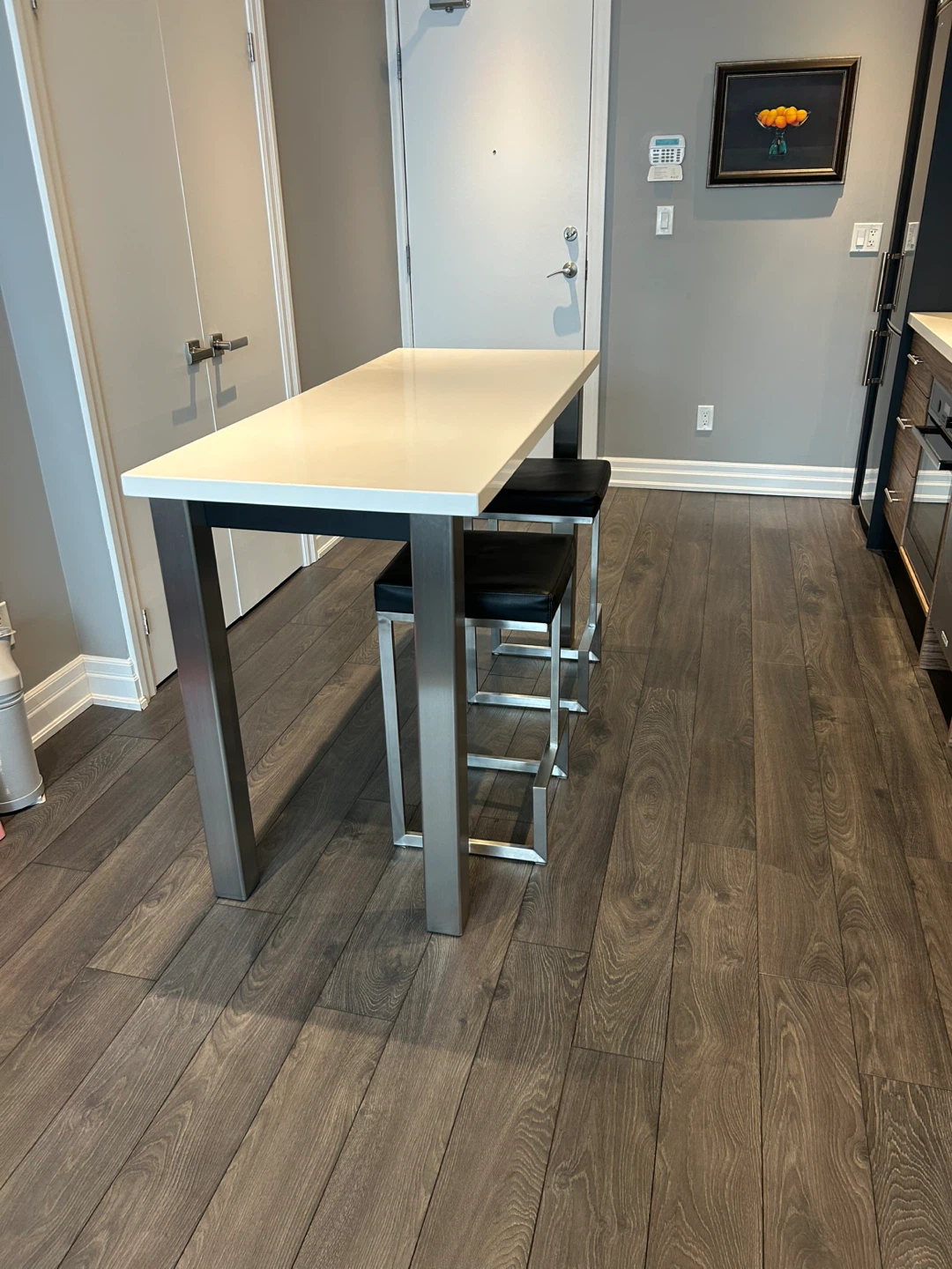 Kitchen island counter top with stools for sale