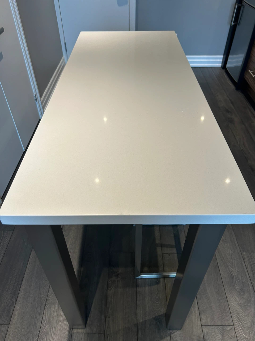 Kitchen island counter top with stools for sale - photo 2