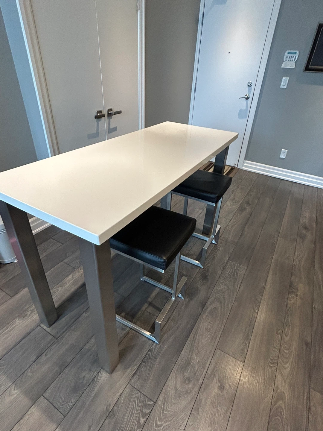 Kitchen island counter top with stools for sale - photo 4