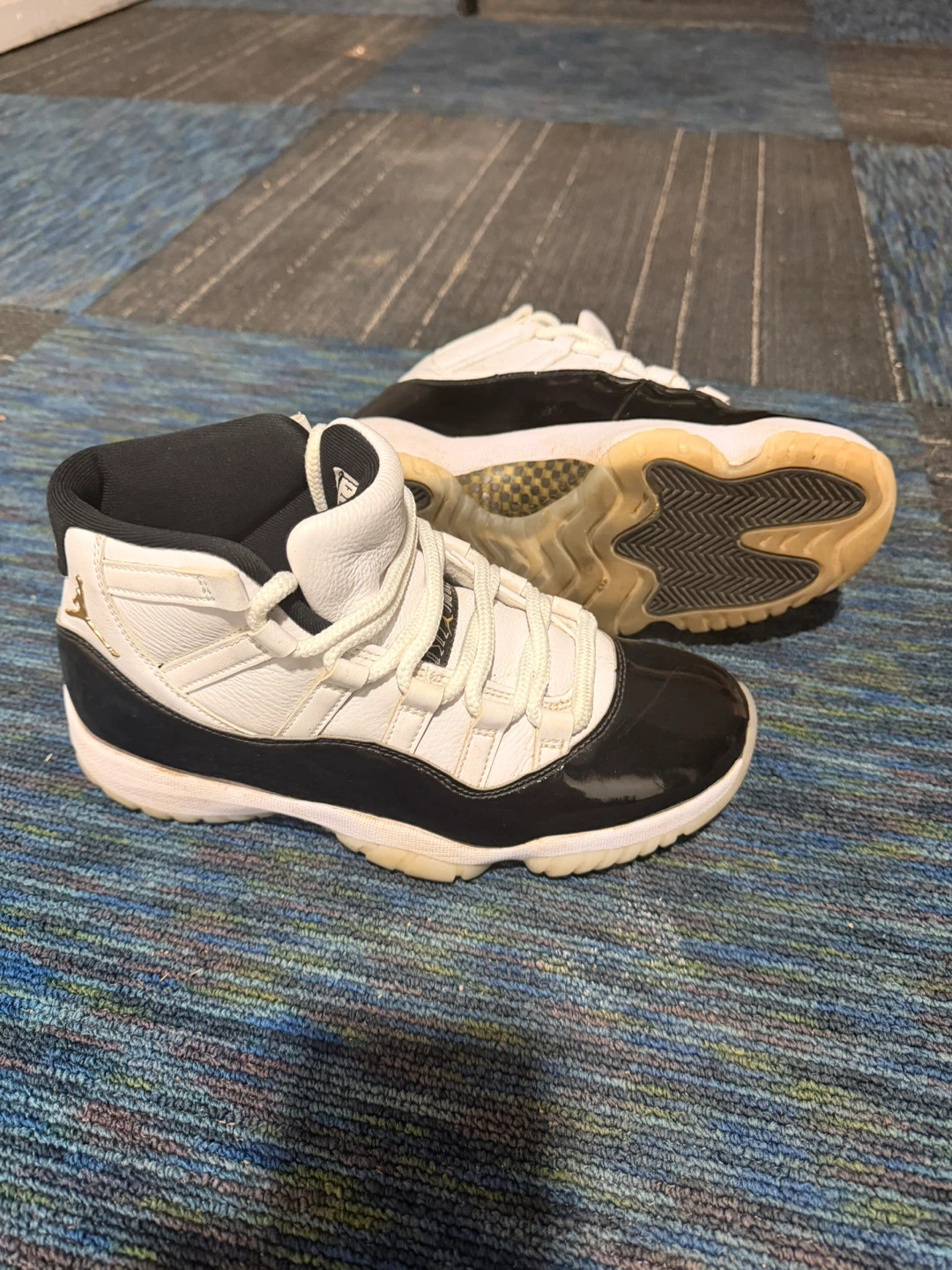 Jordan 11 Retro Concord  Size 7 - photo 2
