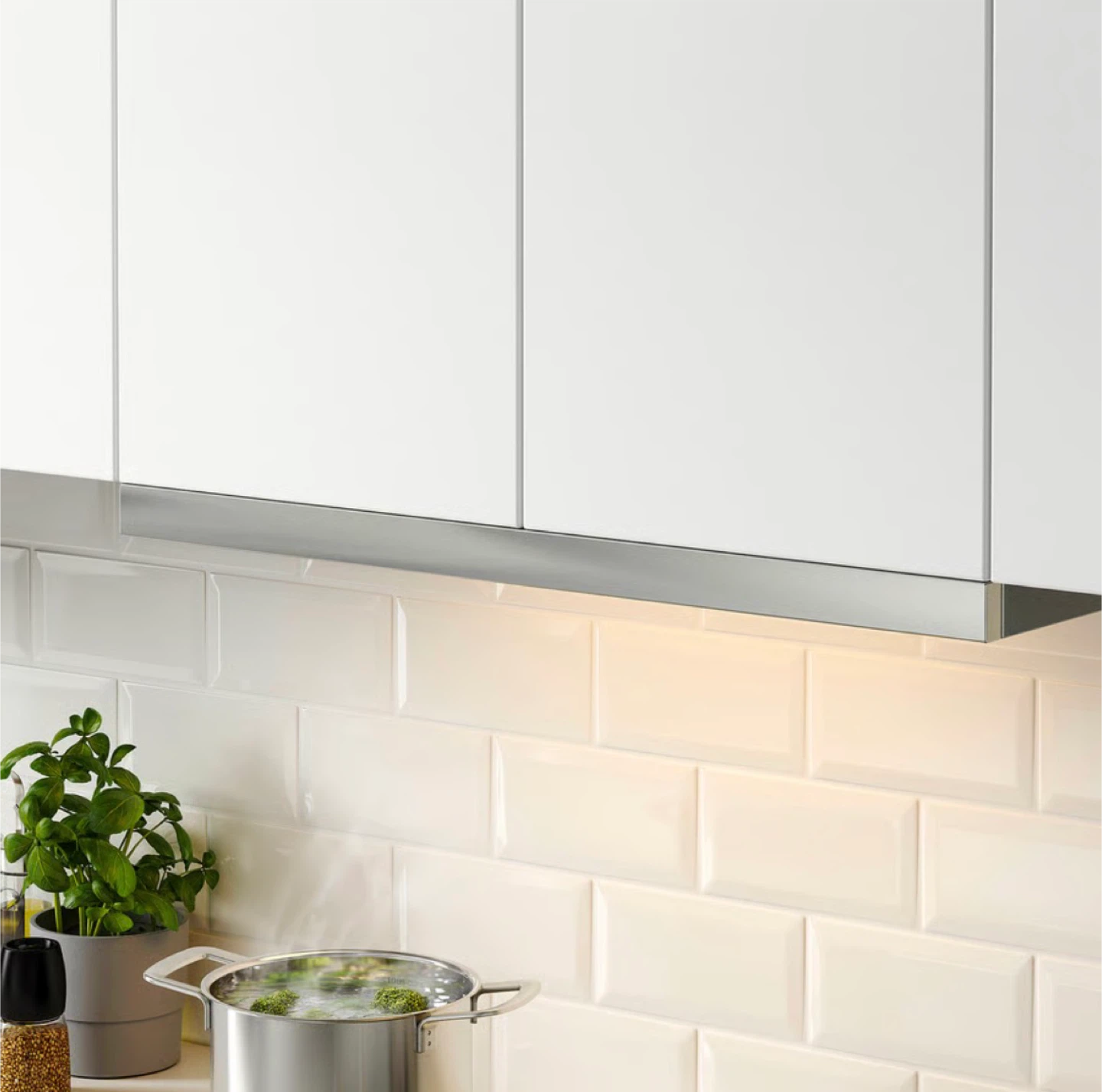 New! IKEA UTDRAGBAR Under Cabinet Range Hood Fan - photo 3