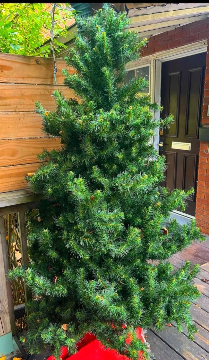 Realistic Christmas Tree
