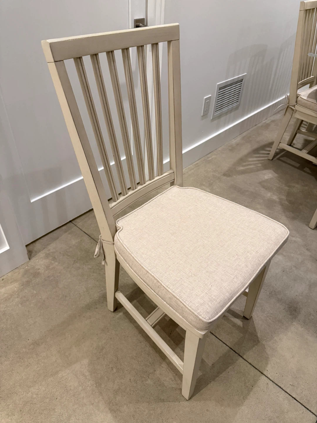Dining Table with 4 Chairs - Yellow Top - photo 4
