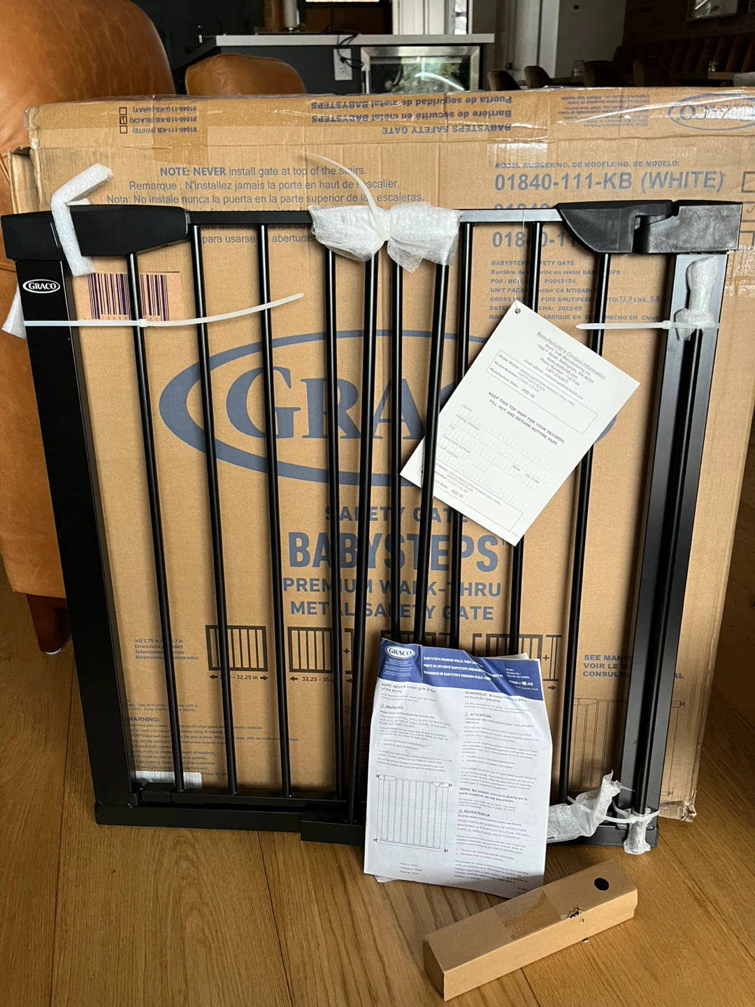 NEW in box  Baby/ Pet Gate