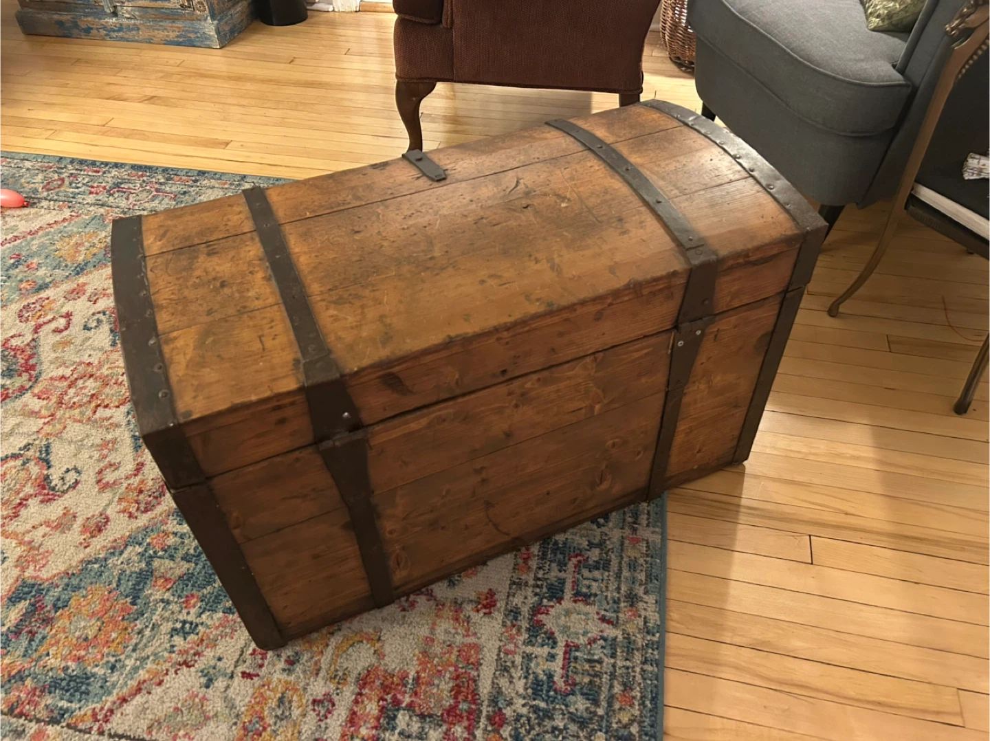 Vintage Wooden Storage Trunk - photo 5
