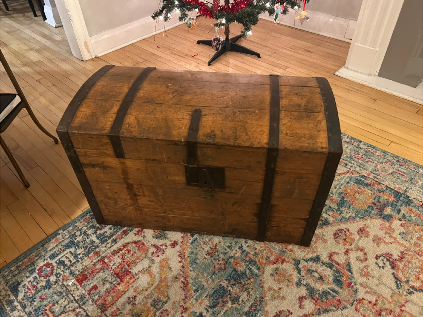 Vintage Wooden Storage Trunk - photo 3