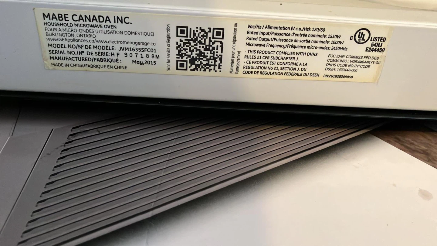 GE JVM1635SF01 Microwave Oven ( over the range with exhaust) - photo 3