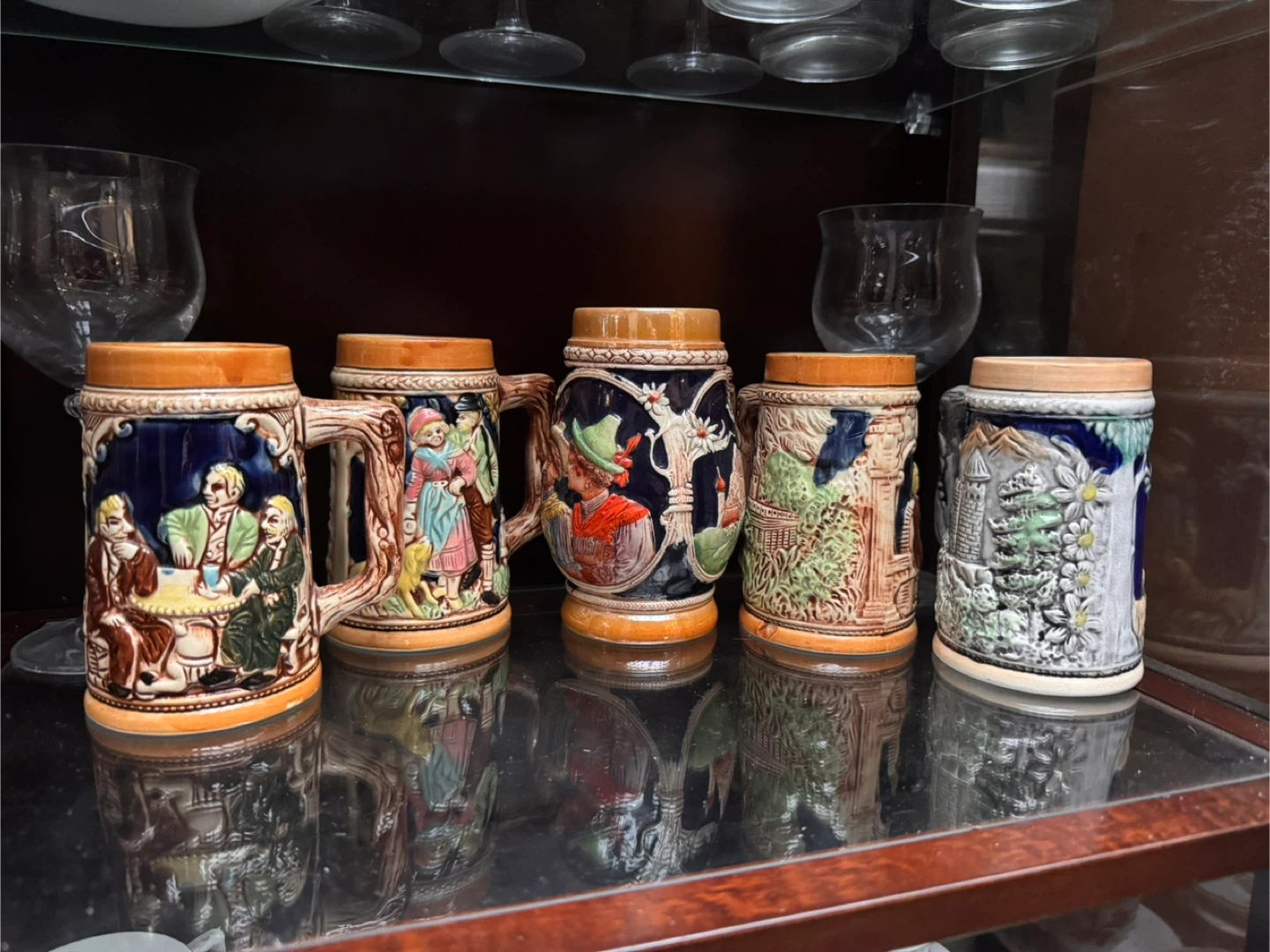 Vintage Ceramic Beer Stein Mug Set 🥕