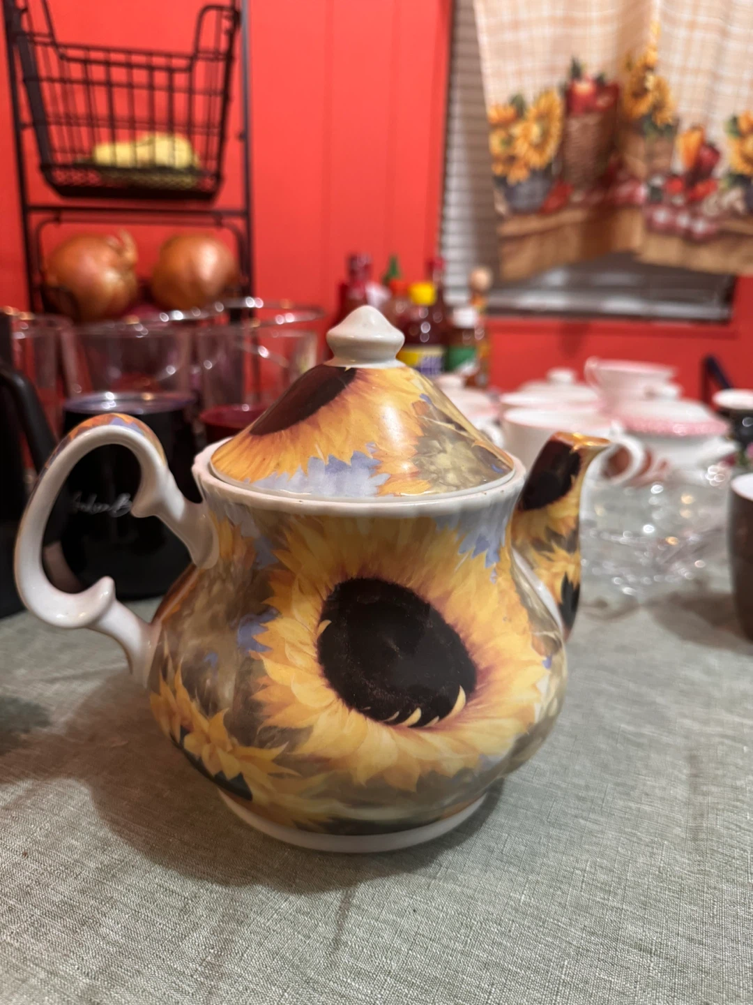 Valentines Sale! Sunflower Teapot - photo 2