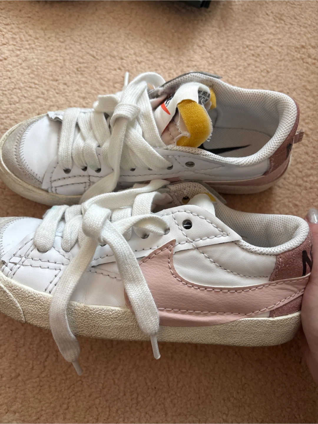 Nike shoes for women -size us6.5 - photo 2