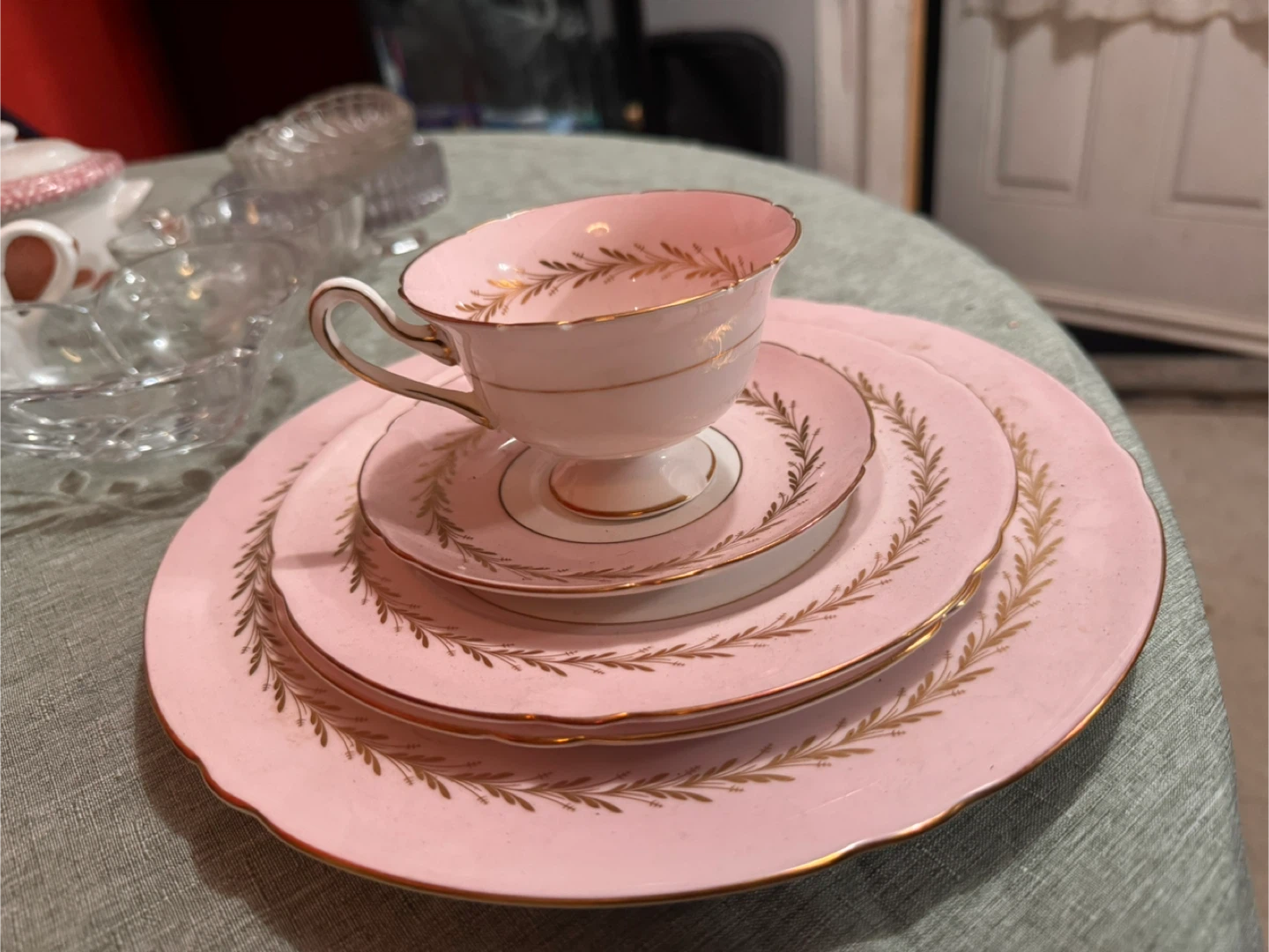 Valentines Sale! Vintage Pink Tea Cup Set