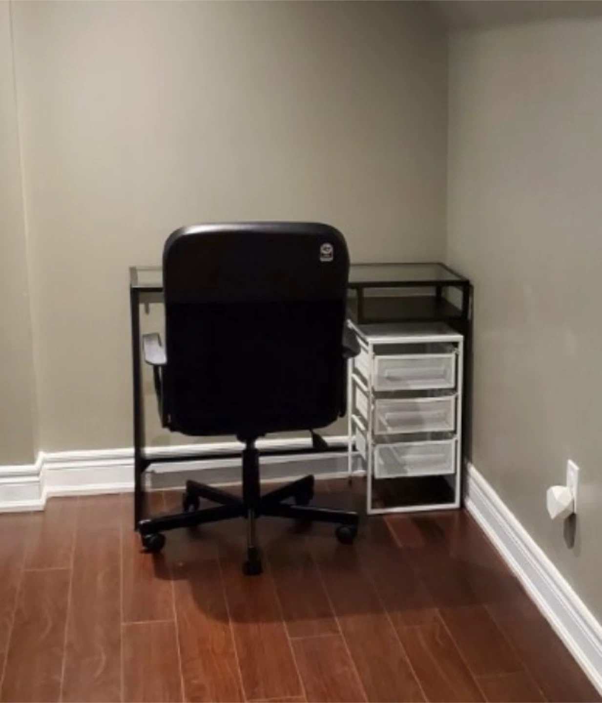 Desk and Rolling Chair Set