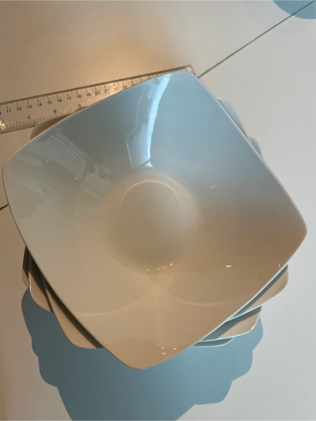 Set of 4 bowls