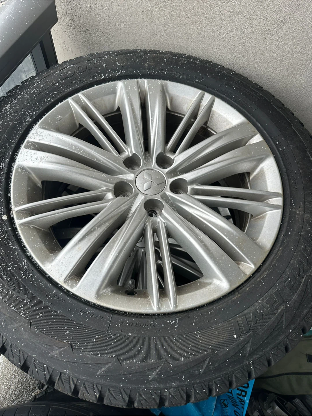Mitsubishi Rims with Winter Tires 245/60R18