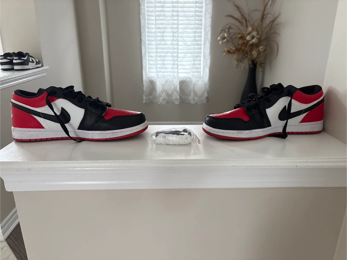 Nike Air Jordan 1 Low Red/Black Size 11 - photo 4