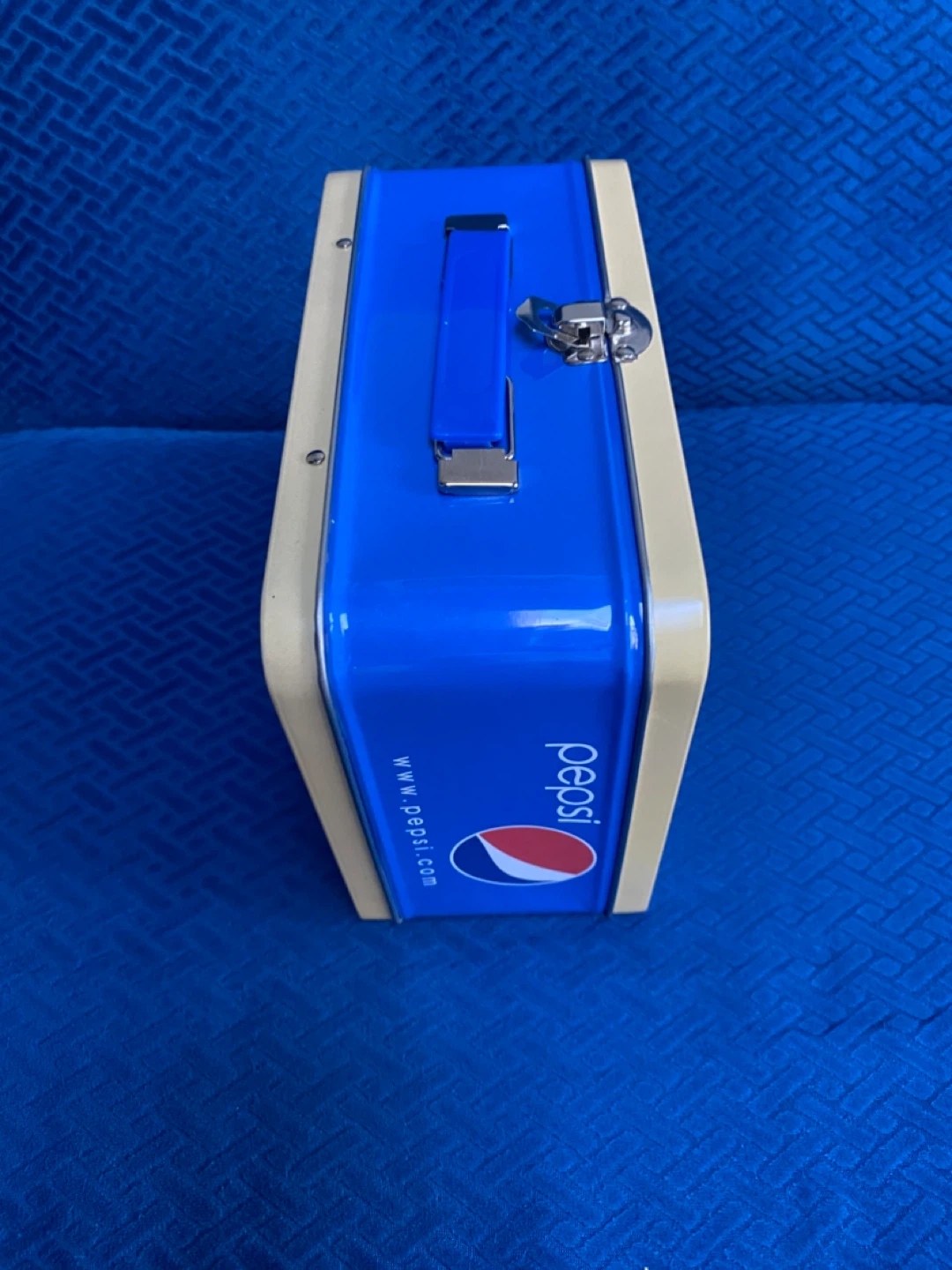Pepsi Winnipeg Goldeyes Lunchbox - photo 2
