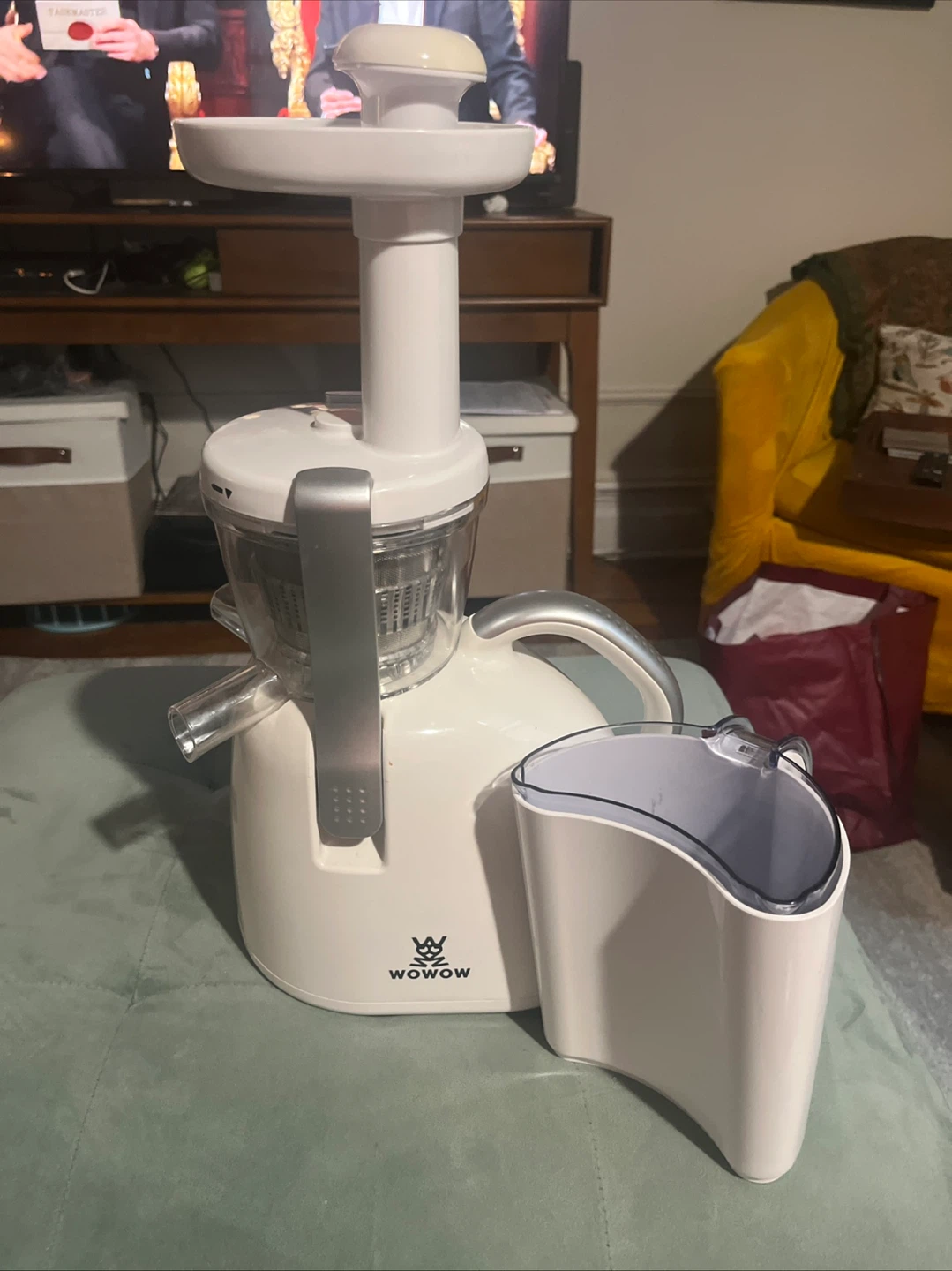 Wowow Cold Press Juicer Masticating Juice Extractor