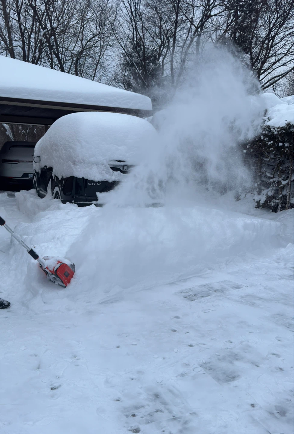 Voltask Cordless Snow Shovel with 2 battery - photo 2
