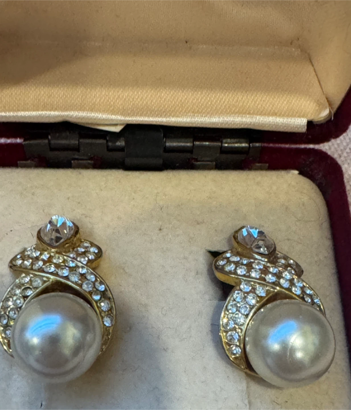 Camelot Pearl & Rhinestone Earrings - photo 2