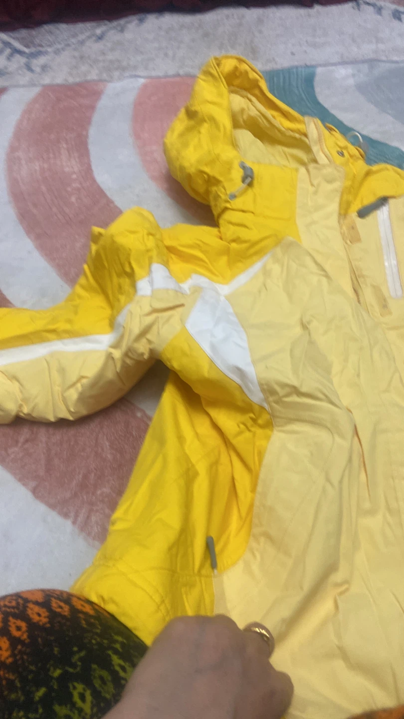🥕carrtos L.L.Bean Yellow Winter Jacket - Size M