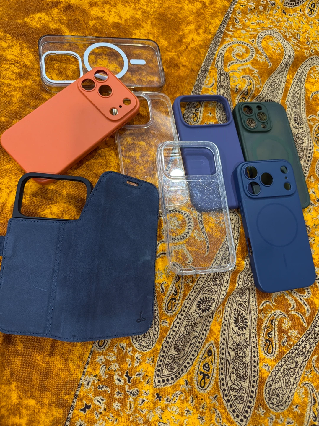 iPhone 17 pro Cases - Variety of Styles & Colours 🥕