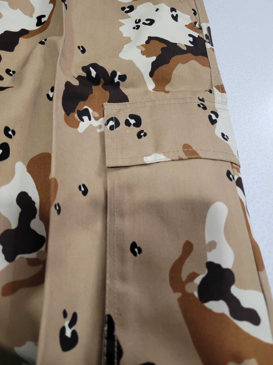 Access Camo Cargo Shorts - Size 38 - photo 4
