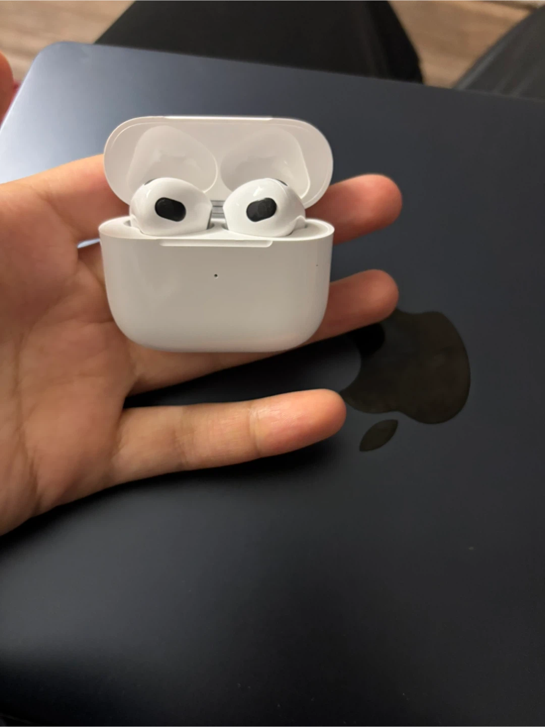 AirPod Reps