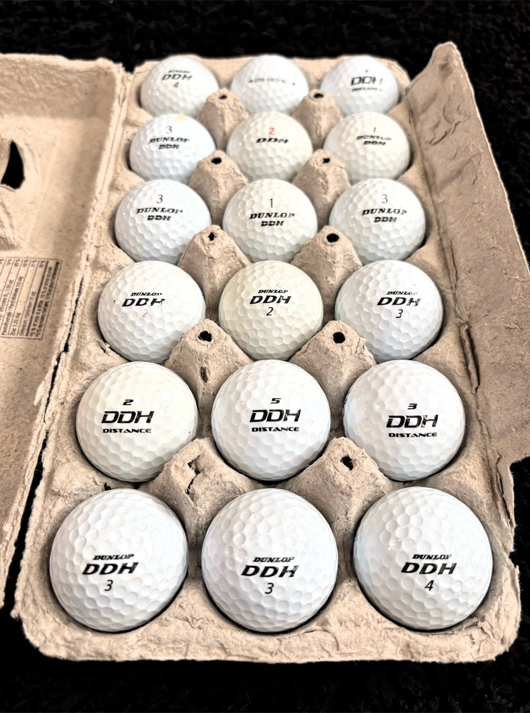 18 Dunlop DDH Golf Balls