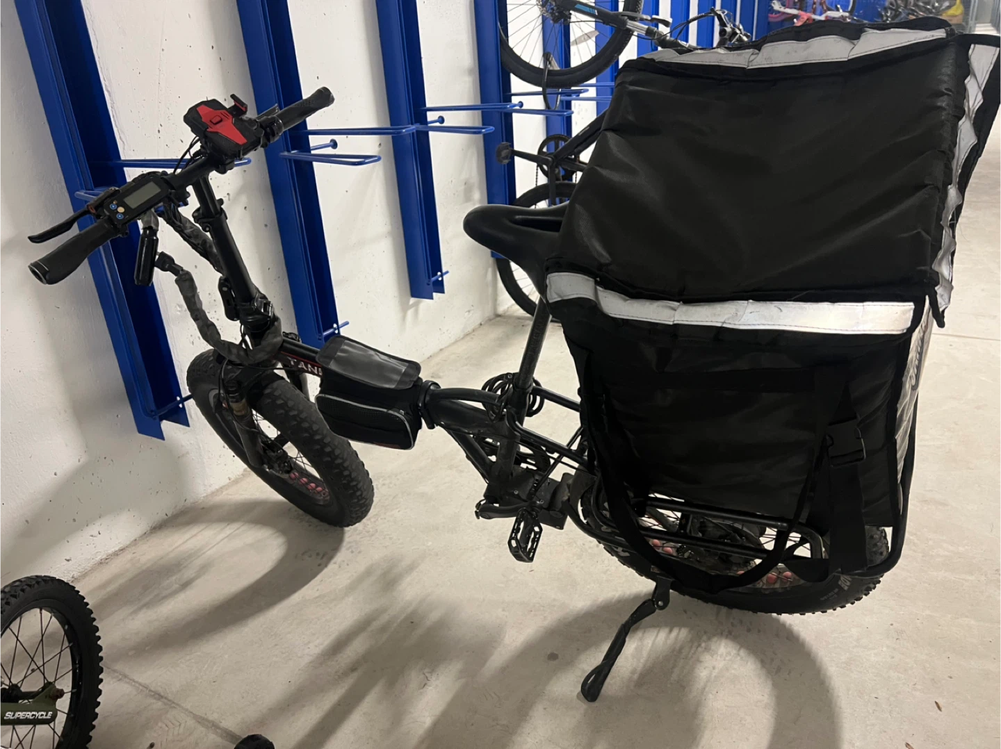 Supercycle Fat Tire Ebike with Sahar Accessories - photo 4