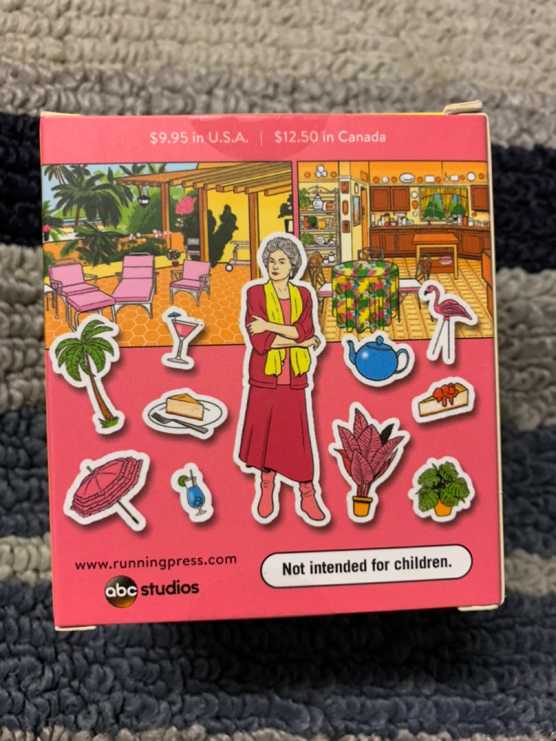 The Golden Girls Magnet Set, Figurine, & Puzzle - photo 4