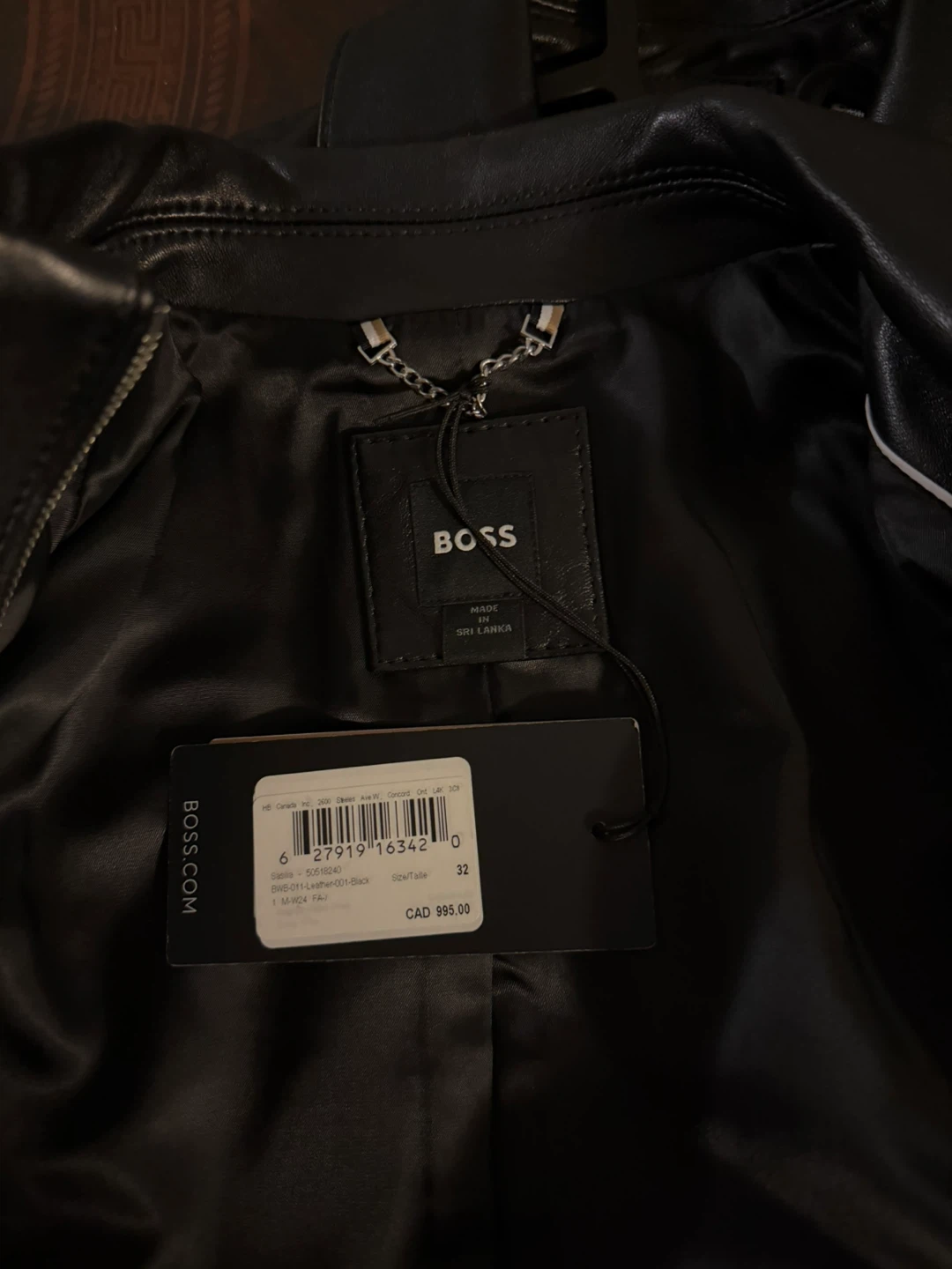 Hugo Boss Leather Jacket - Size 32 - photo 4
