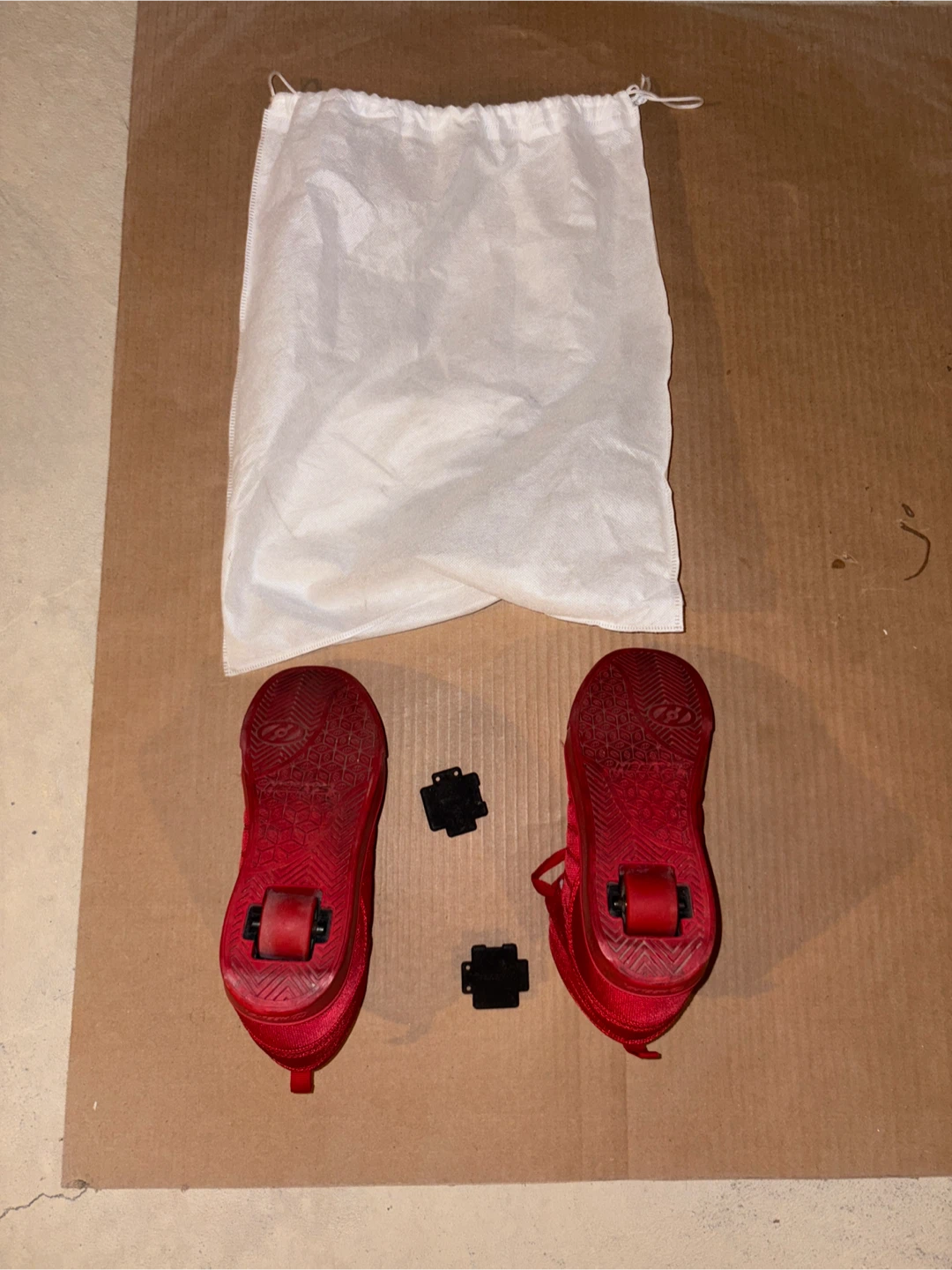 Heelys Roller Shoes - Youth Size 5 - Red - photo 2