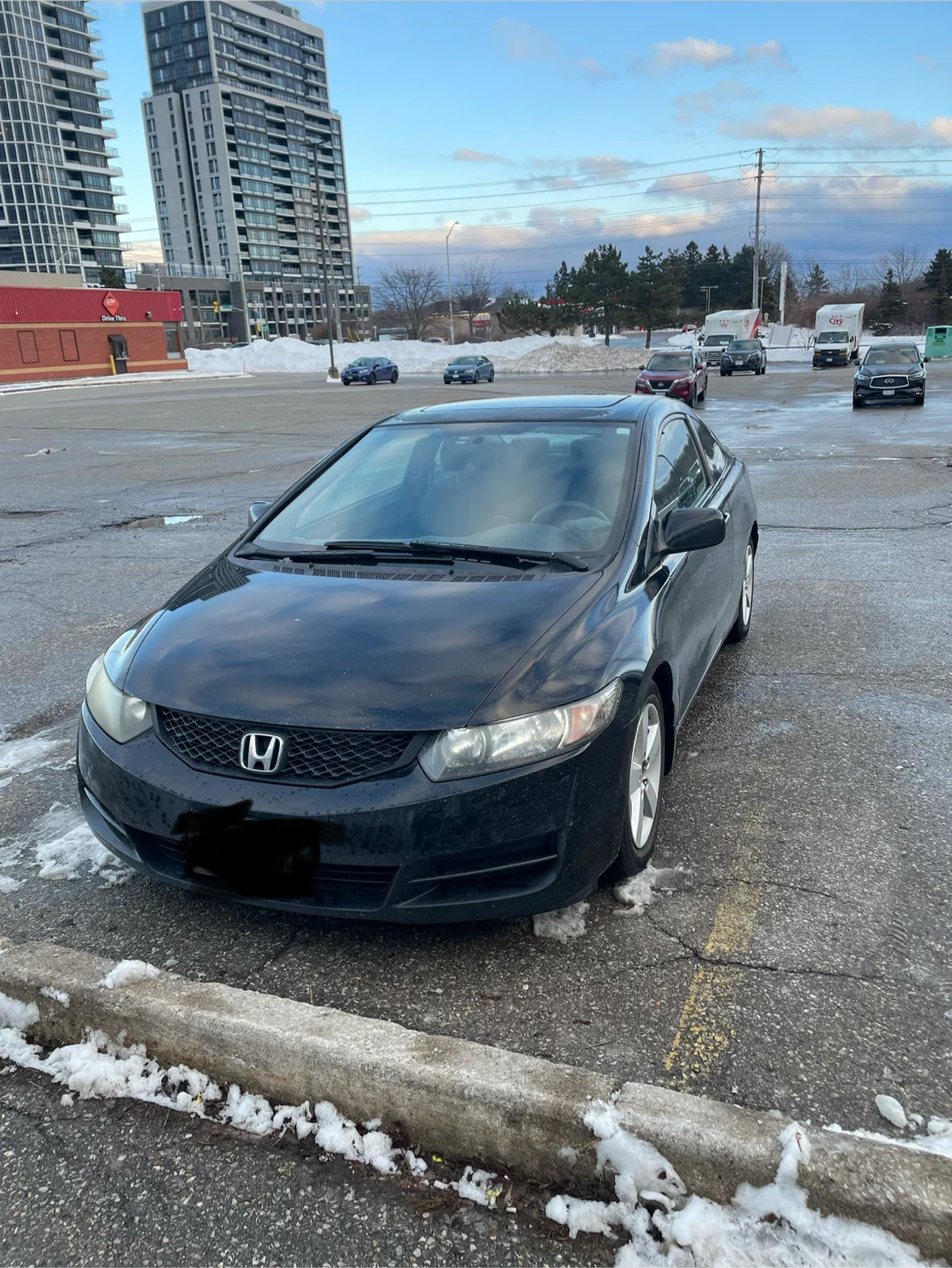 Honda Civic SE Coupe - Black / 215,000