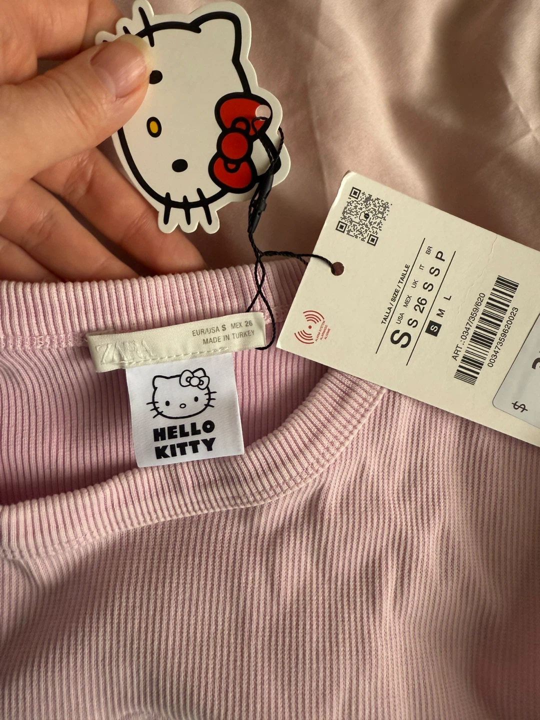 Zara Hello Kitty Top - Size Small - photo 3