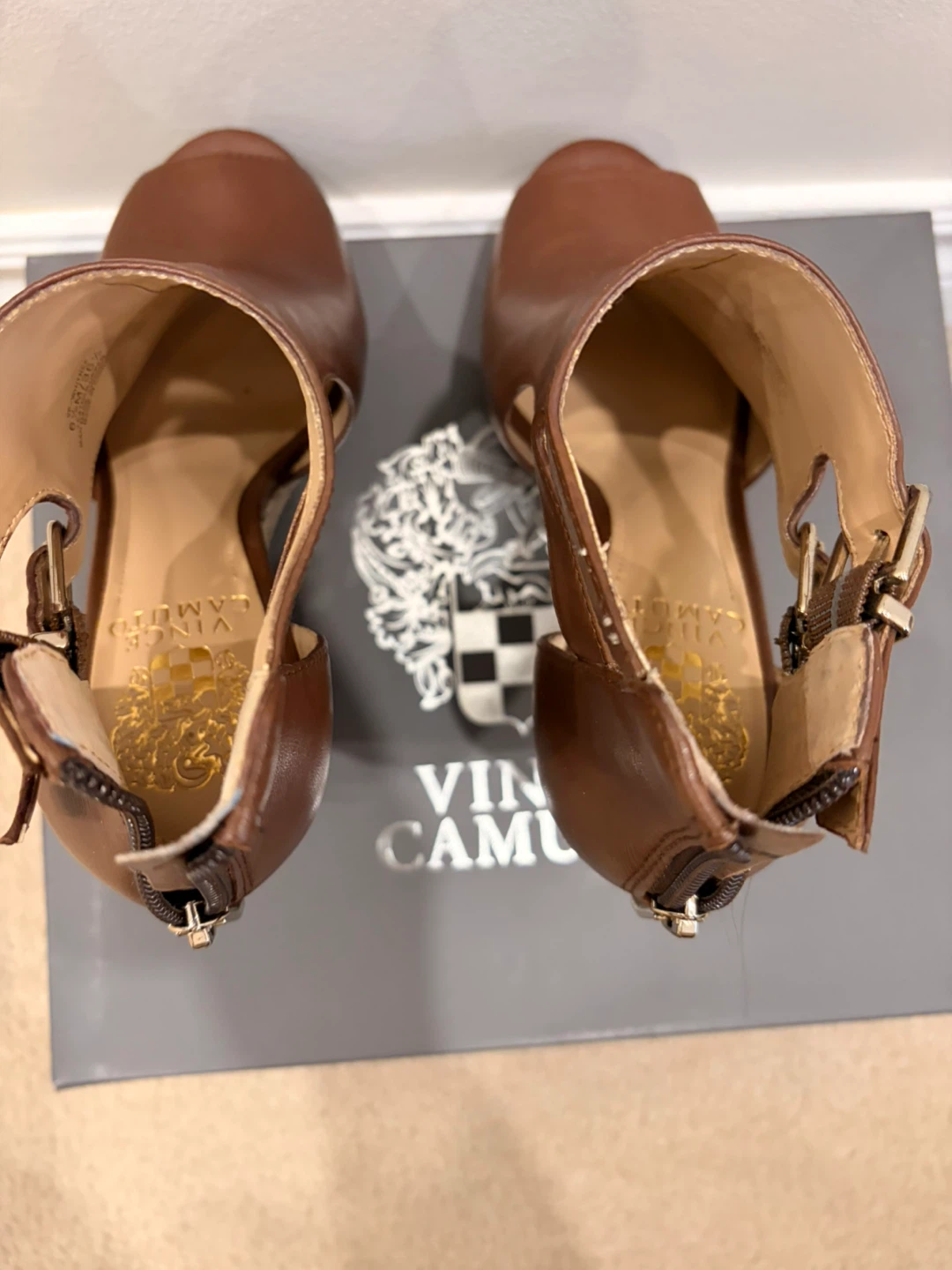 Women’s Vince Camuto Whitnee wedge sandles- size 6.5 - photo 3