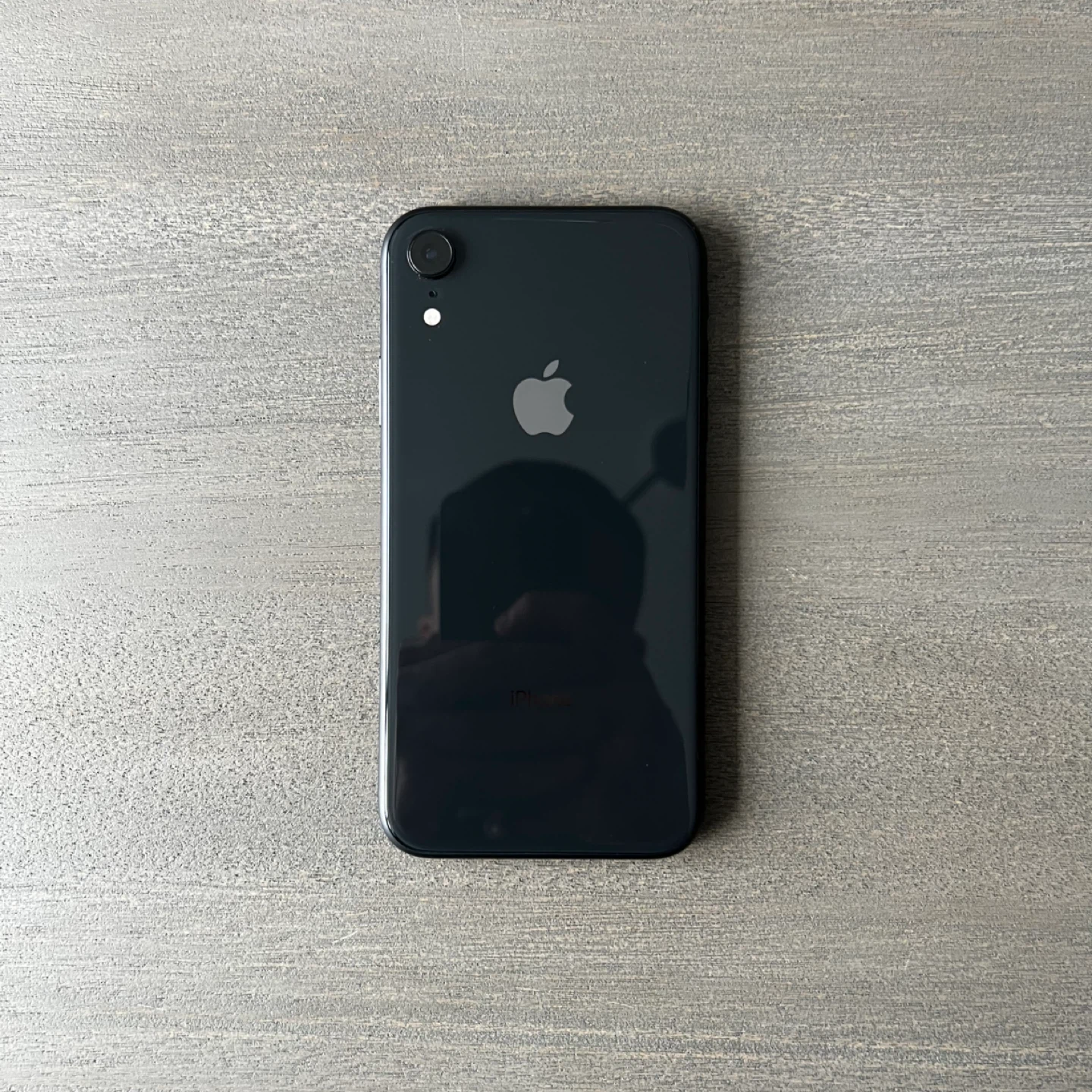 iPhone XR 64GB - photo 2
