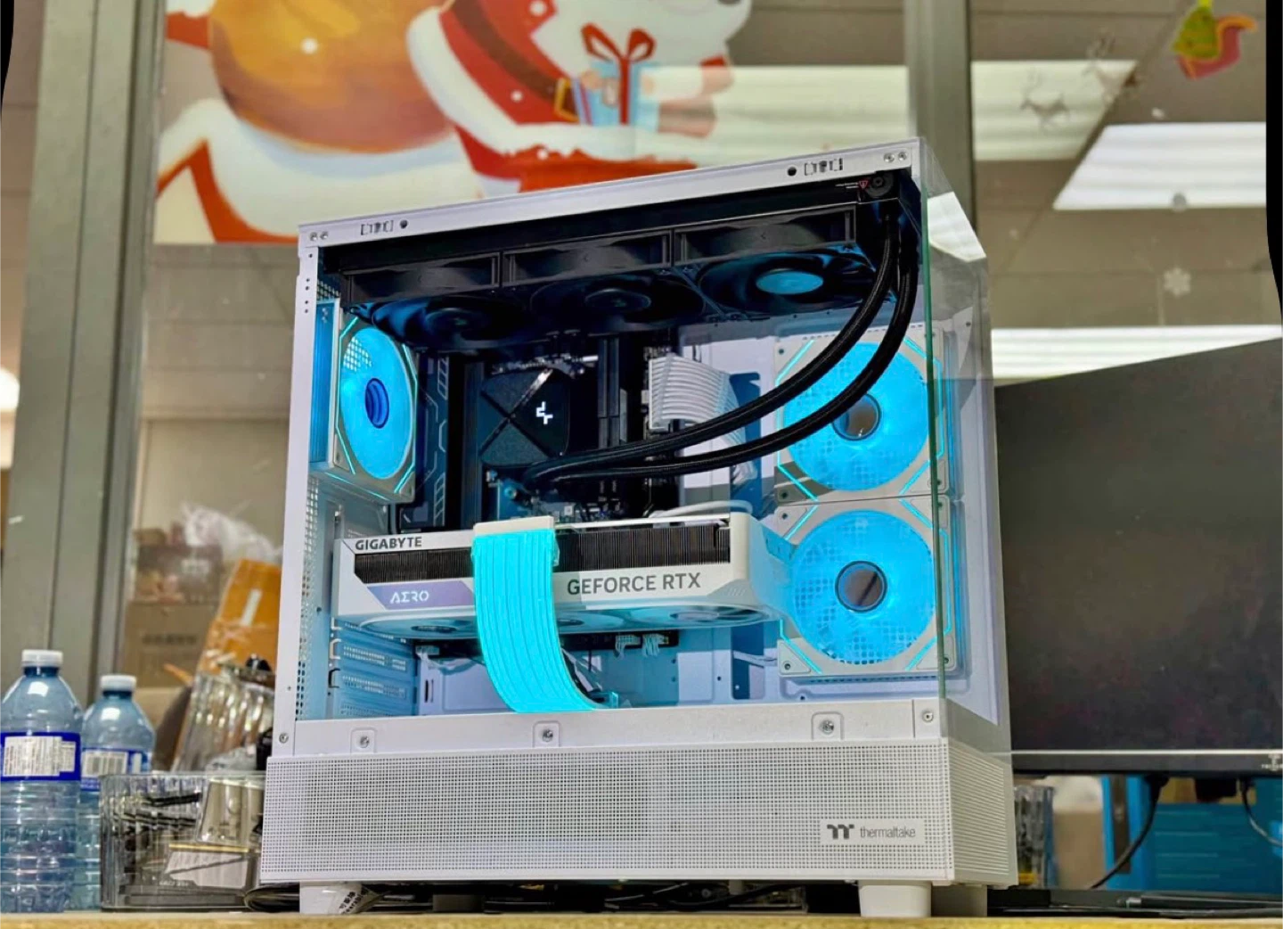 RXT 4070 super Ryzen 5 9600 custom white gaming pc