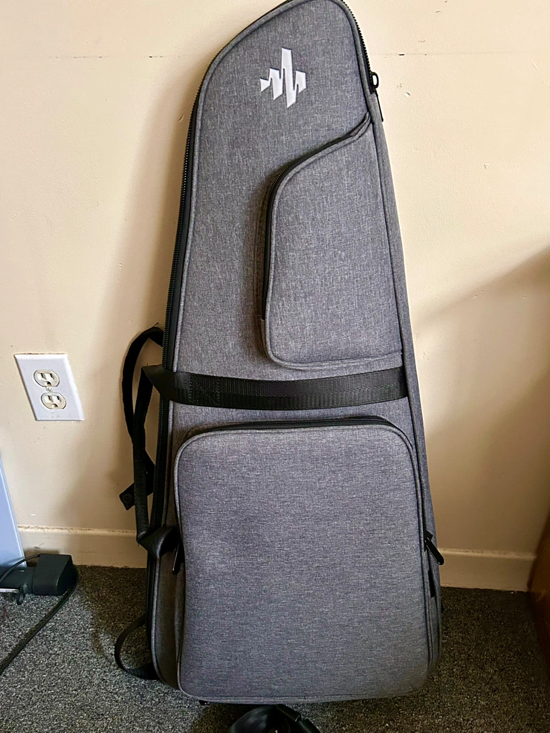 Headless Electric Guitar with Case - photo 4
