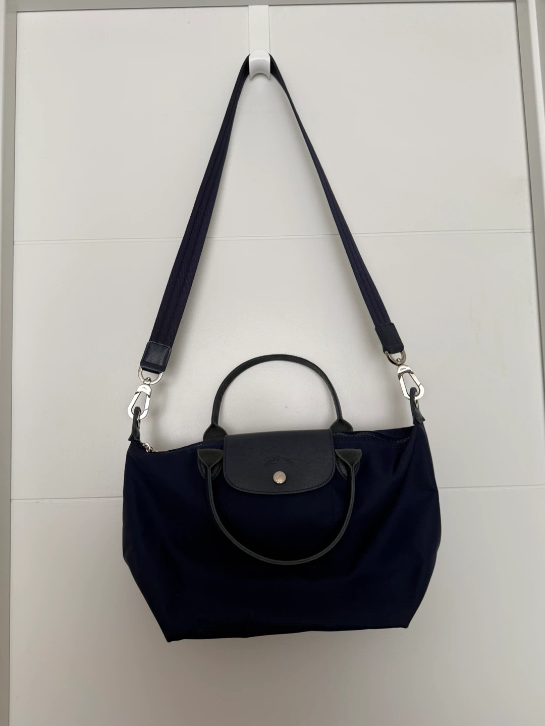 Authentic Longchamp Le Pliage Navy Crossbody Bag - photo 2