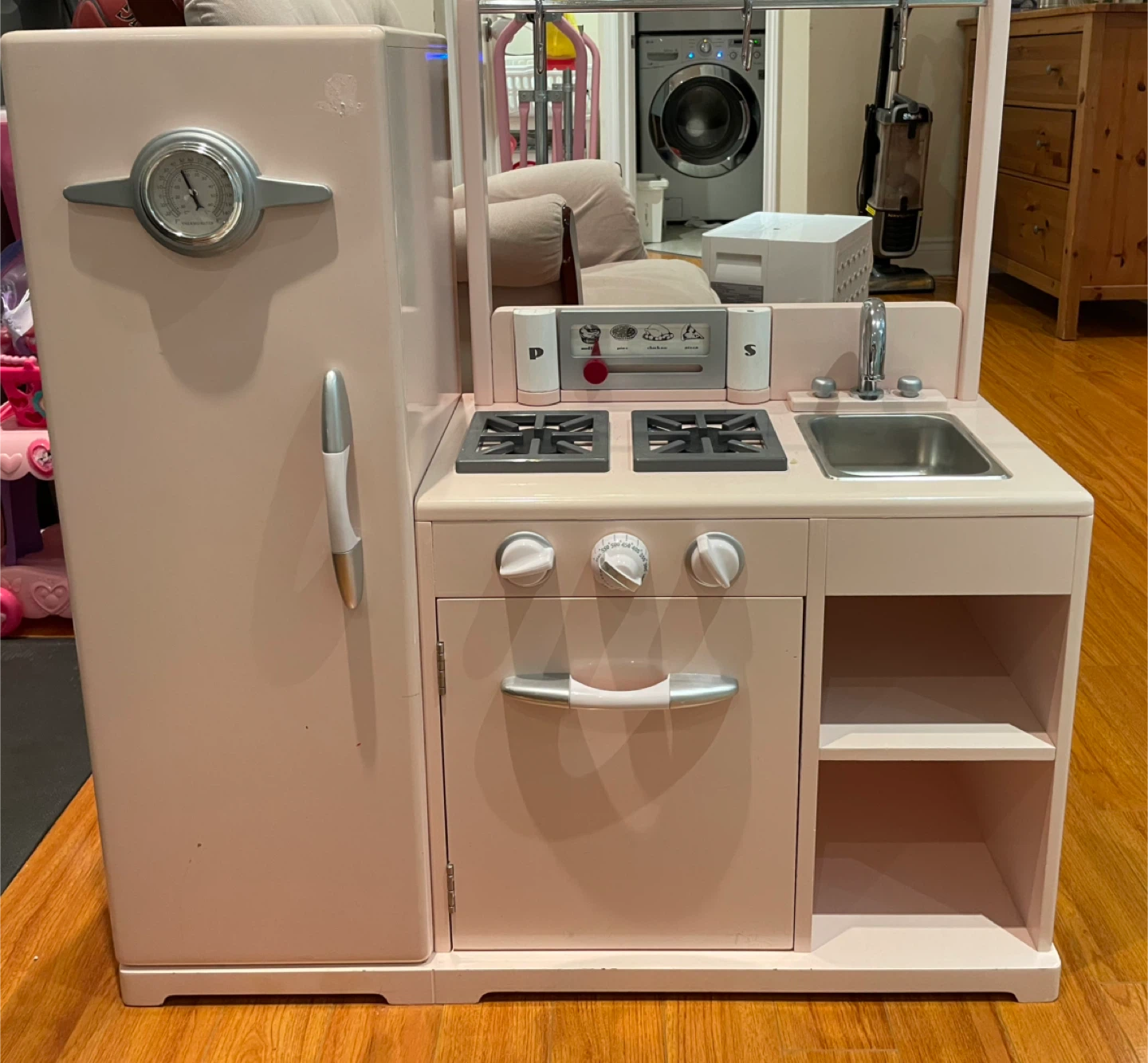 Pottery Barn Kids Retro Kitchen - Pink
