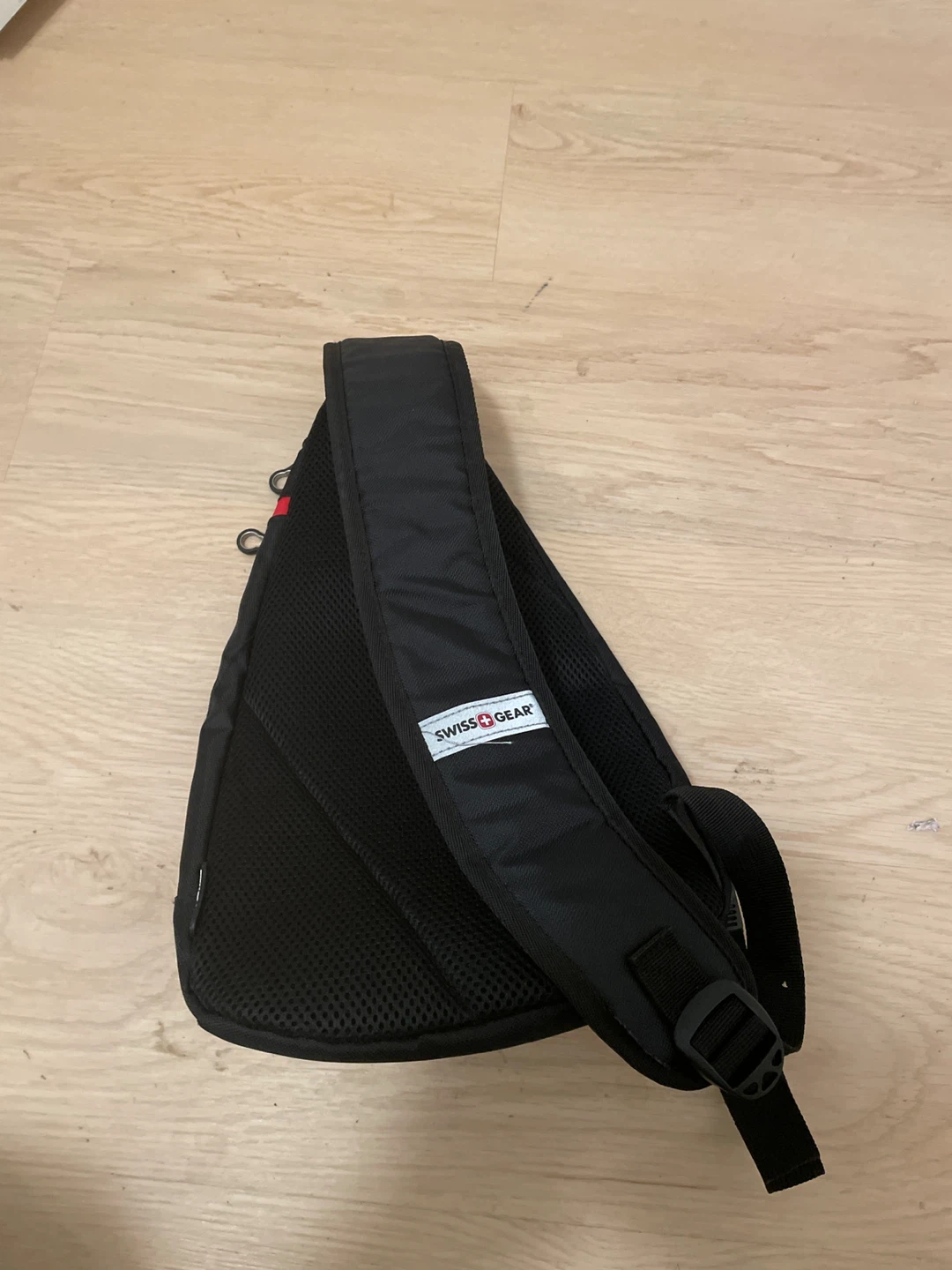 Swiss Gear Sling Bag - Black - photo 2