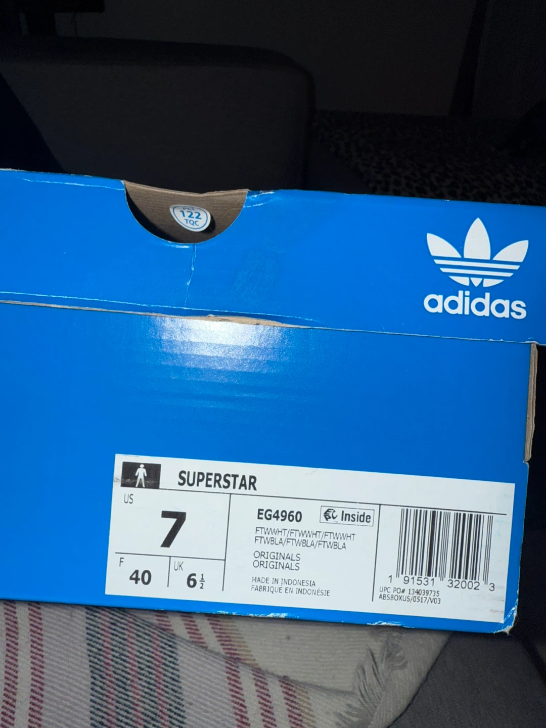 Adidas Superstar White - Size 7 (US) - photo 2