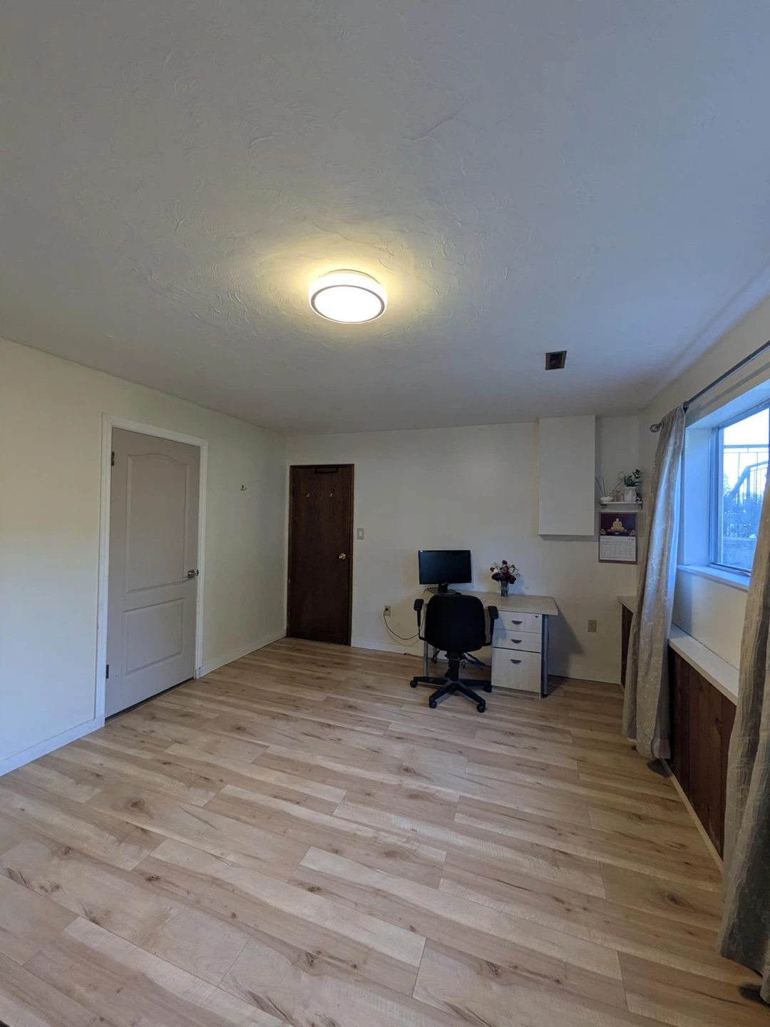 Basement for rent - photo 5