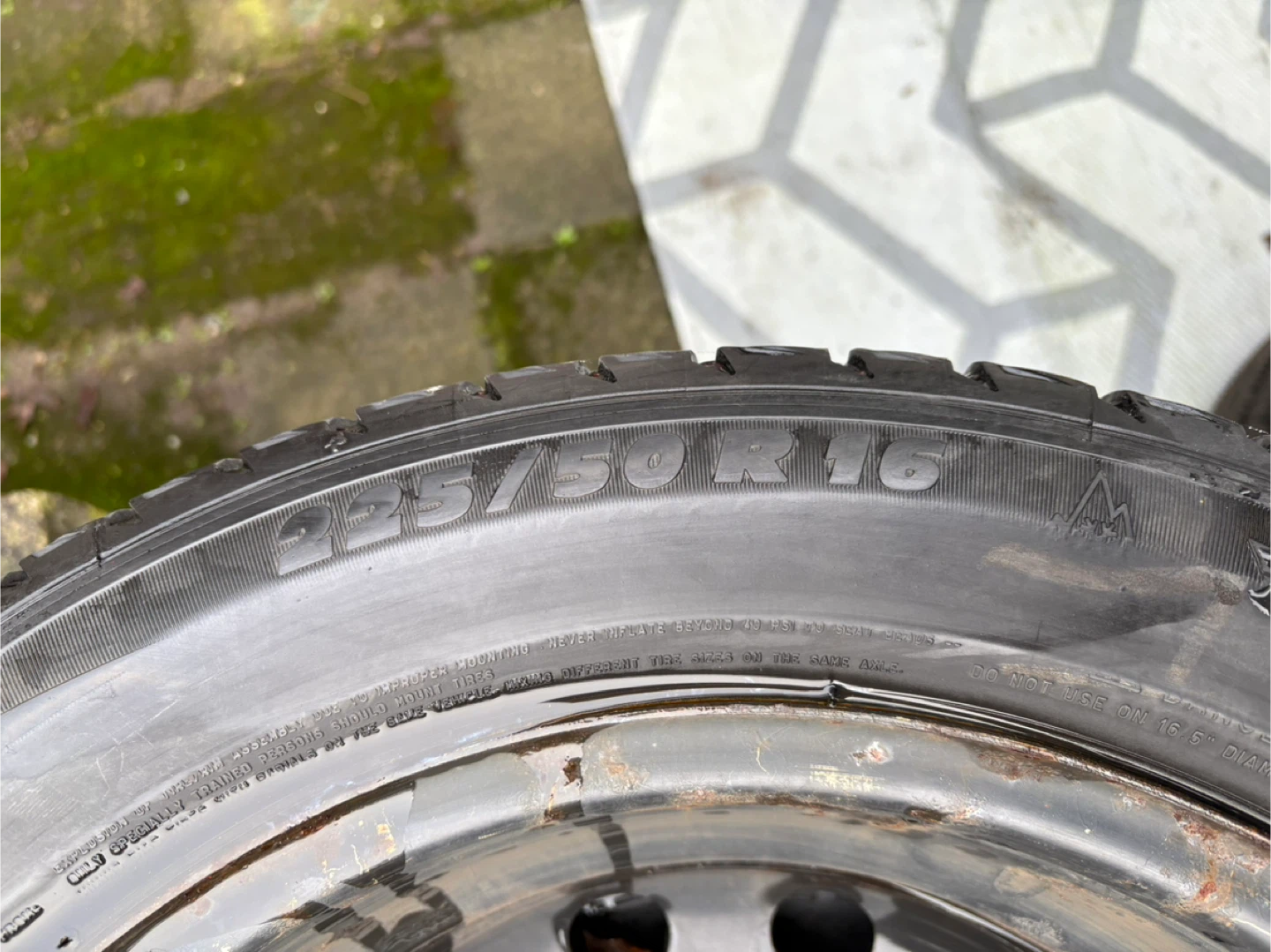 Michelin Winter Tires 225/50R16 - photo 2