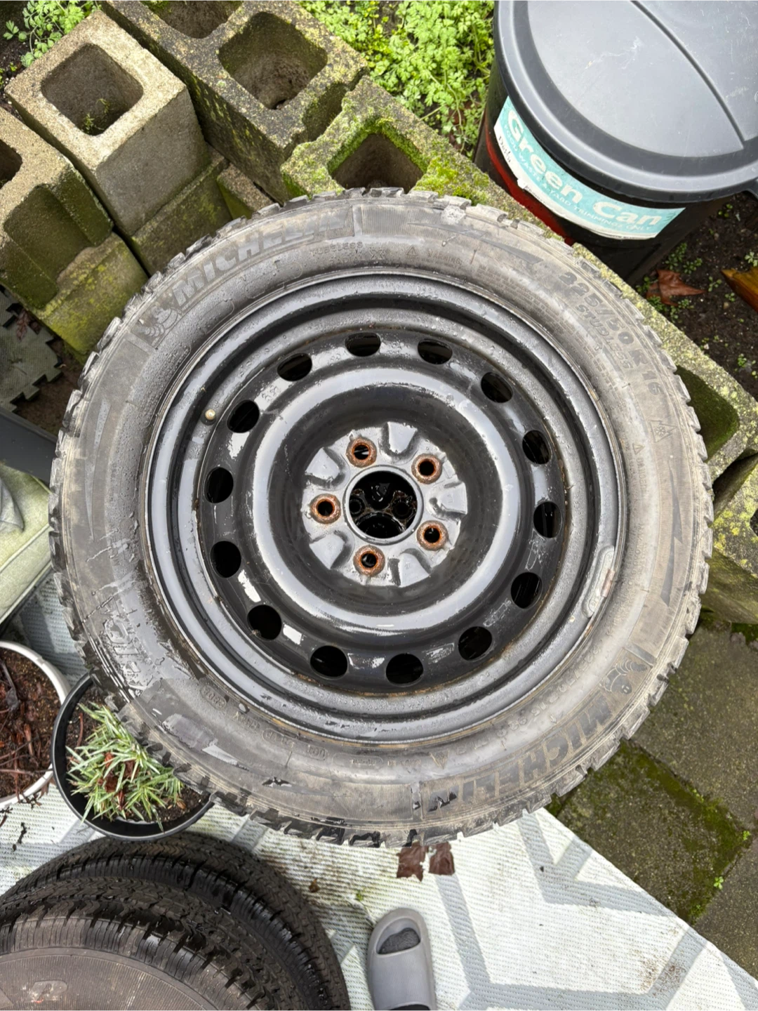 Michelin Winter Tires 225/50R16 - photo 3