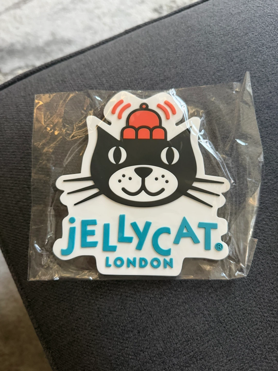 BRAND NEW Jellycat London Cat Magnet