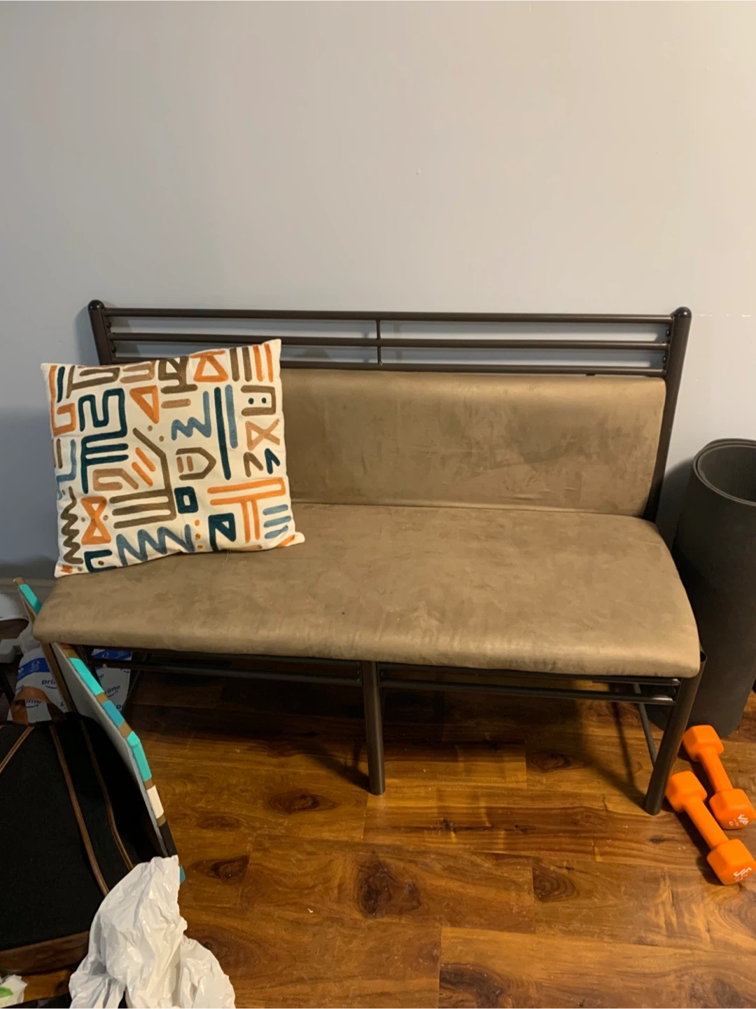 Bench (free)