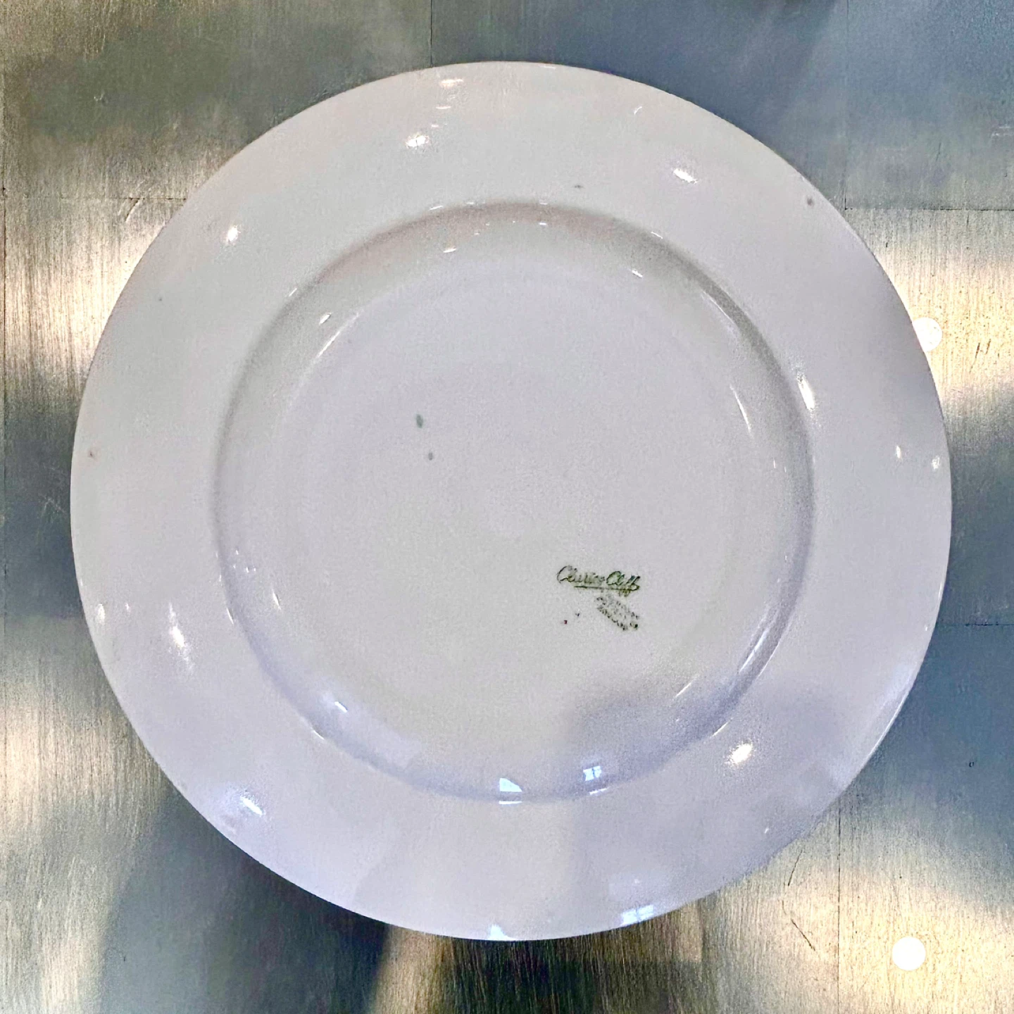 Clarice Cliff Marked Floral Cabinet Plate, 10¾”, Green Rim - photo 3
